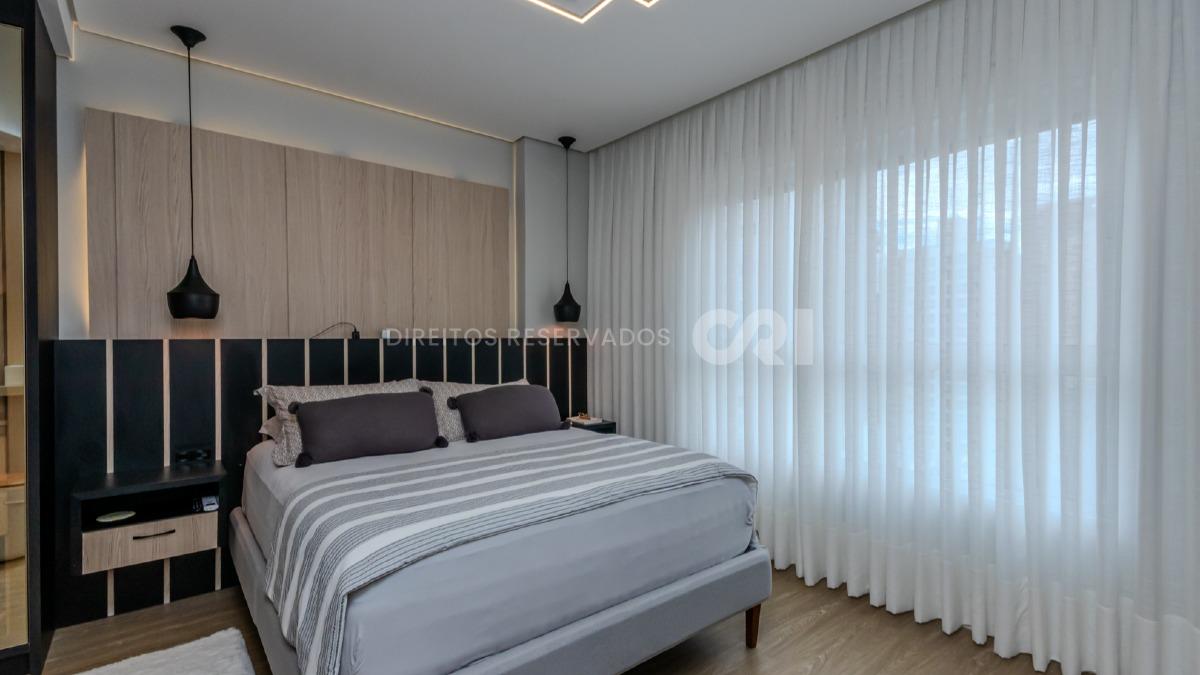 Apartamento com 3 suítes no Città di Vinci no Centro de Balneário Camboriú