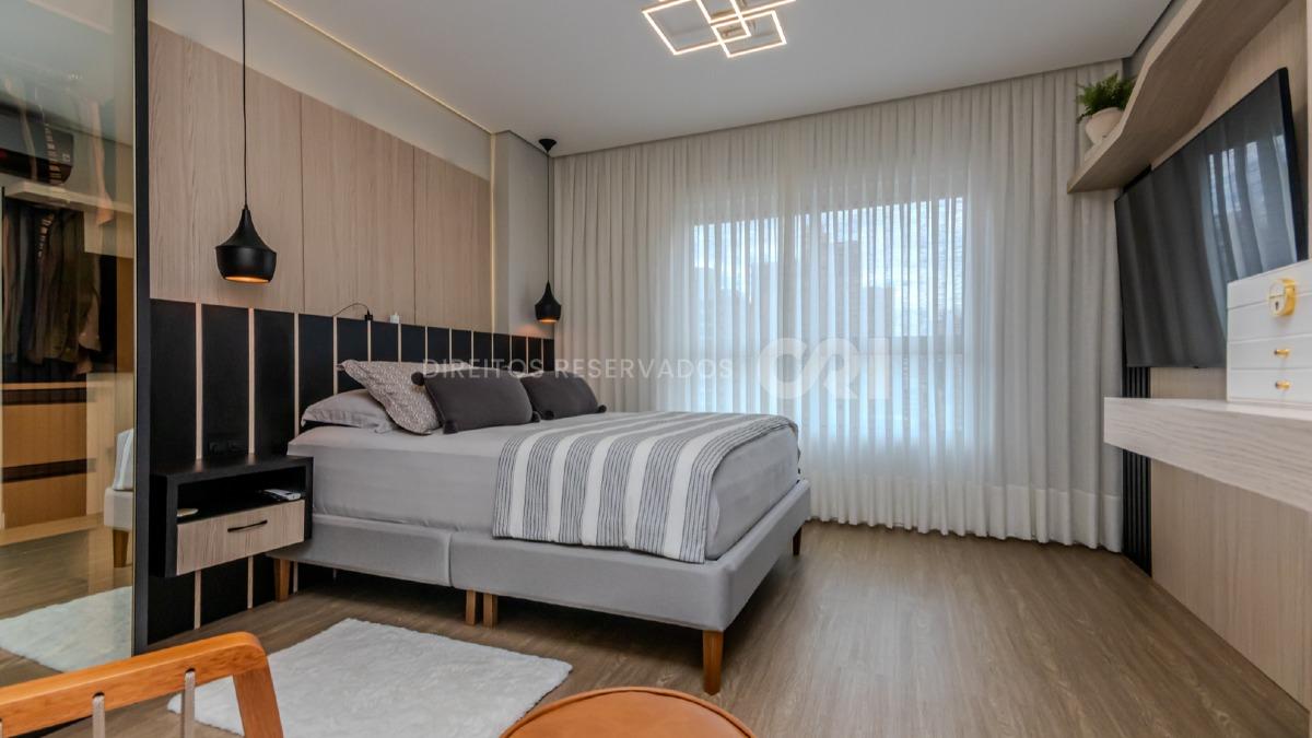 Apartamento com 3 suítes no Città di Vinci no Centro de Balneário Camboriú
