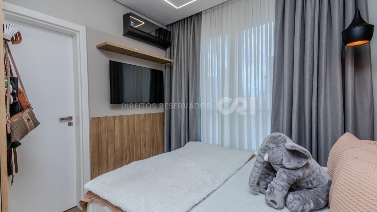 Apartamento com 3 suítes no Città di Vinci no Centro de Balneário Camboriú