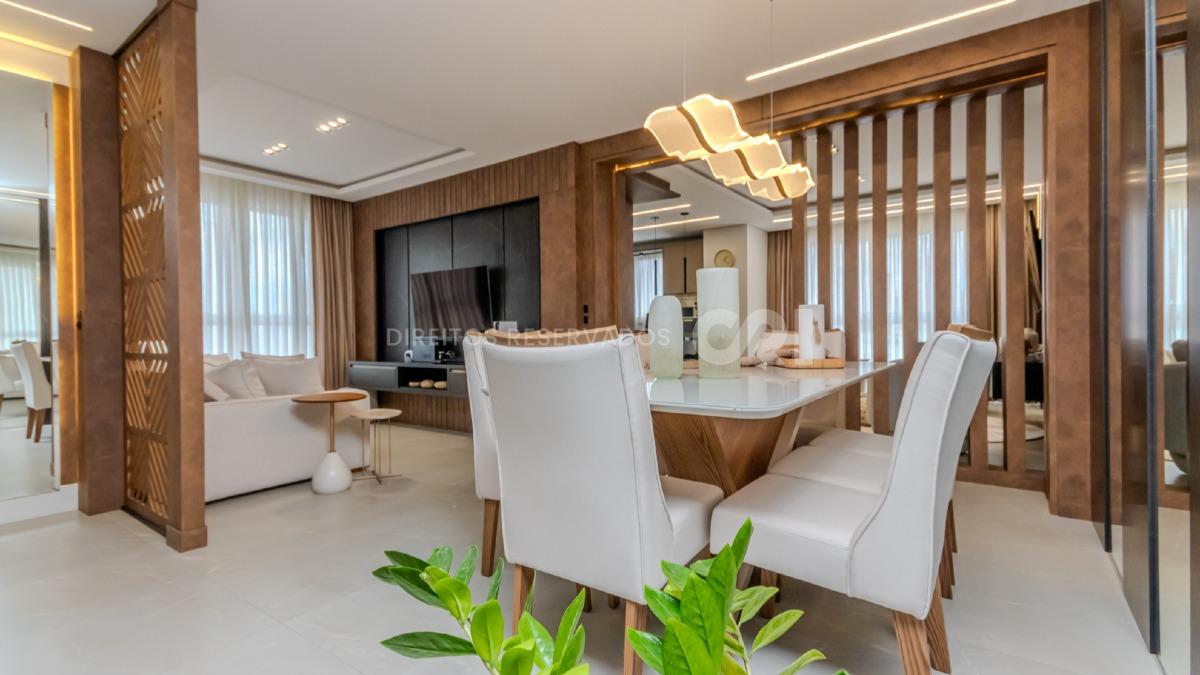 Apartamento com 3 suítes no Città di Vinci no Centro de Balneário Camboriú