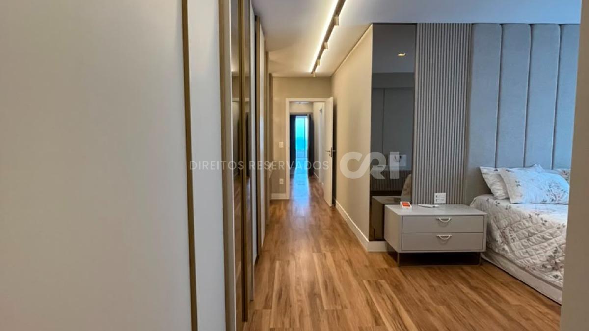Apartamento com 3 Suítes no Riva na Praia Brava em Itajaí