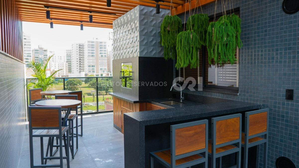 Apartamento com 3 Dormitórios no Carmel Residence na Meia Praia, Itapema
