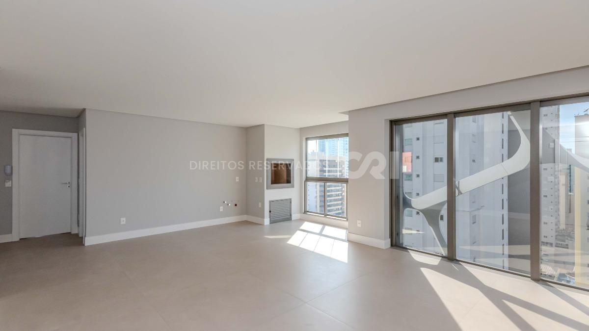 Apartamento com 4 Suítes no Edifício Torre de Mallorca no Centro de Balneário Camboriú