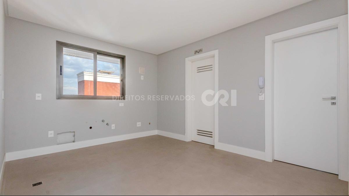 Apartamento com 4 Suítes no Edifício Torre de Mallorca no Centro de Balneário Camboriú