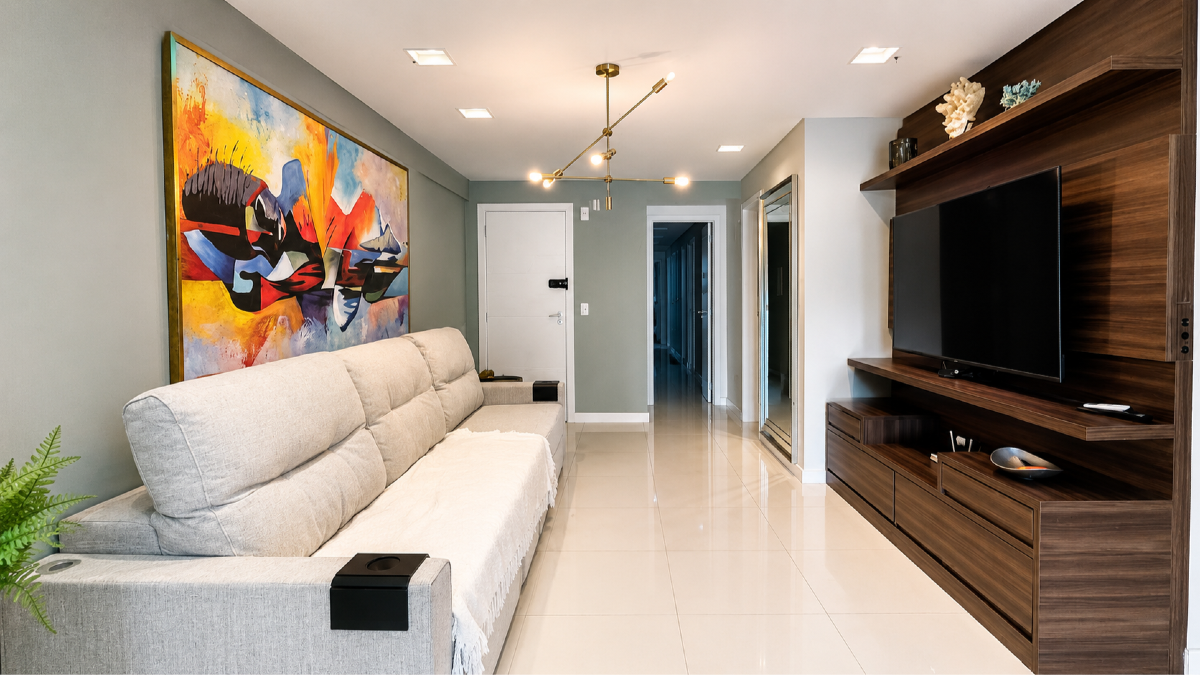Apartamento com 4 Dormitórios no Edifício Canaã na Meia Praia, Itapema
