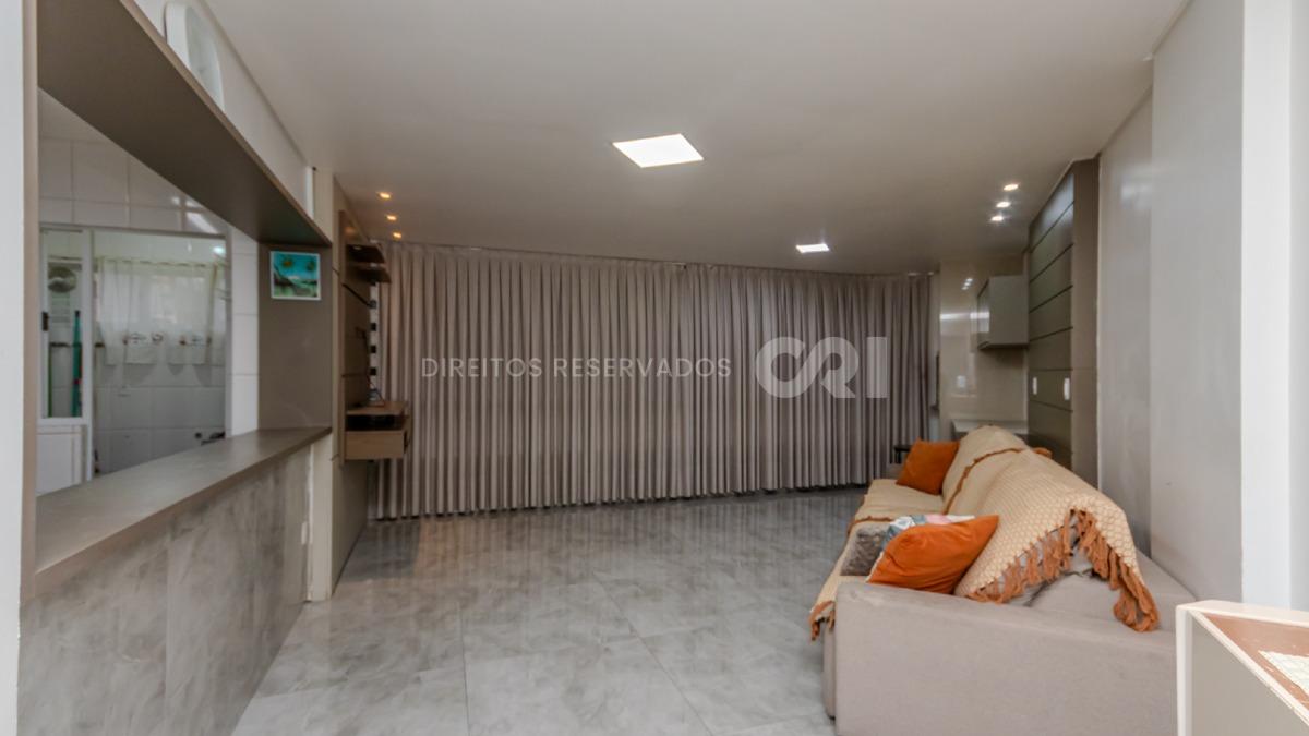  Apartamento com 3 dormitórios no Esquina Central no Centro de Balneário Camboriú
