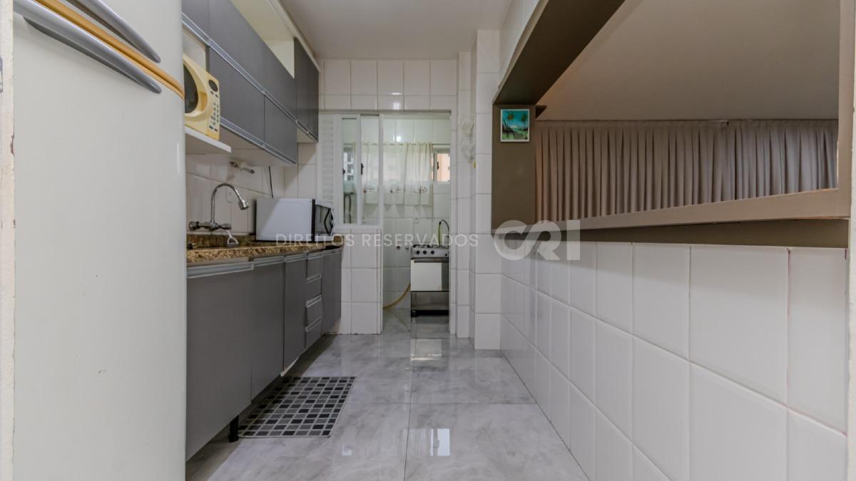  Apartamento com 3 dormitórios no Esquina Central no Centro de Balneário Camboriú