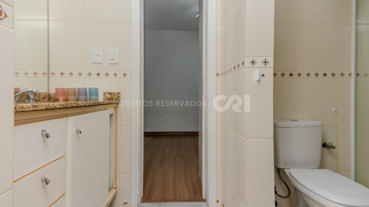  Apartamento com 3 dormitórios no Esquina Central no Centro de Balneário Camboriú