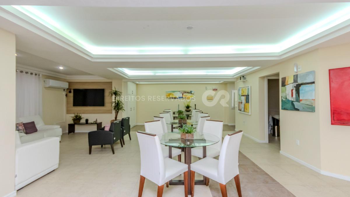  Apartamento com 3 dormitórios no Esquina Central no Centro de Balneário Camboriú