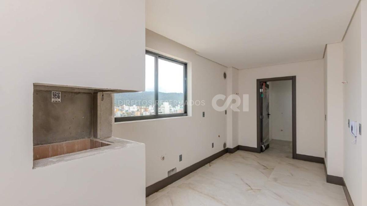 Apartamento com 03 suítes no Edifício Green Ocean no Centro em Balneário Camboriú