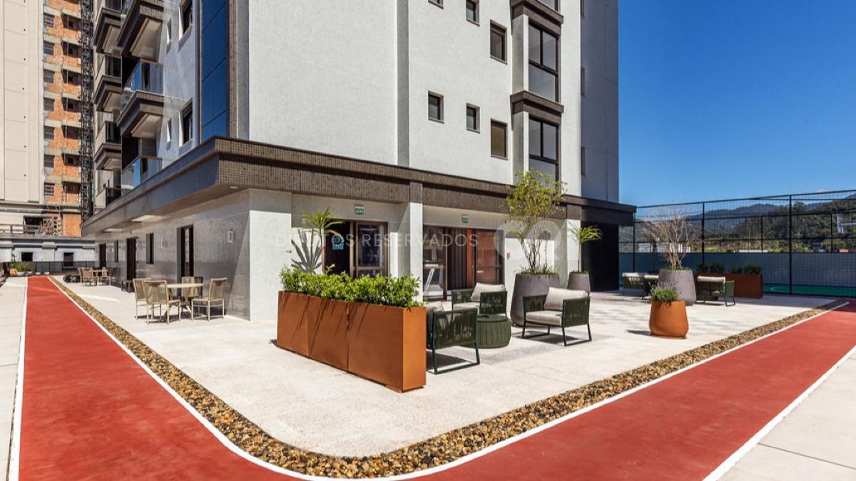 Apartamento com 3 Suítes no Boulevard Royal no Centro de Itapema