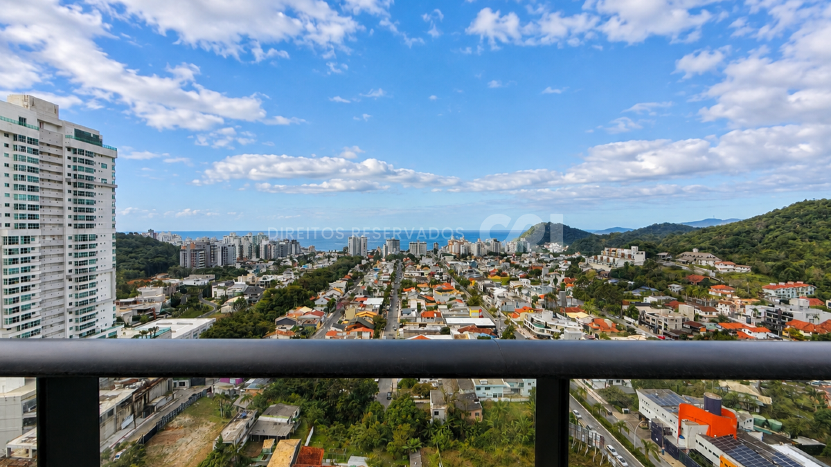 Apartamento vista para o Mar com 3 Suítes no Sky Brava na Praia Brava em Itajaí