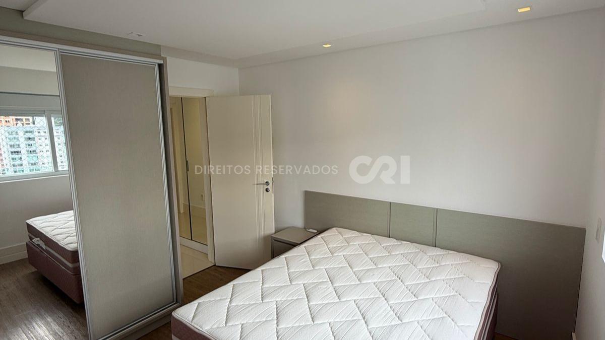 Apartamento com 3 suítes no Essence Residence na Barra Norte em Balneário Camboriú
