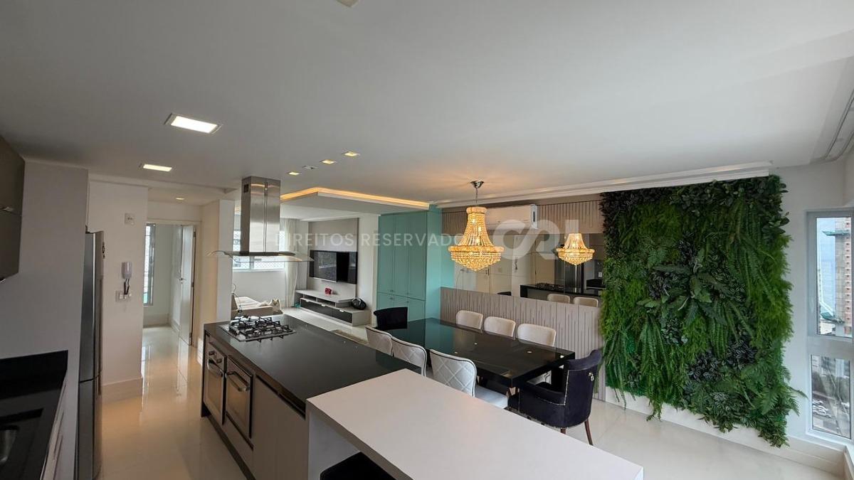 Apartamento com 3 suítes no Essence Residence na Barra Norte em Balneário Camboriú