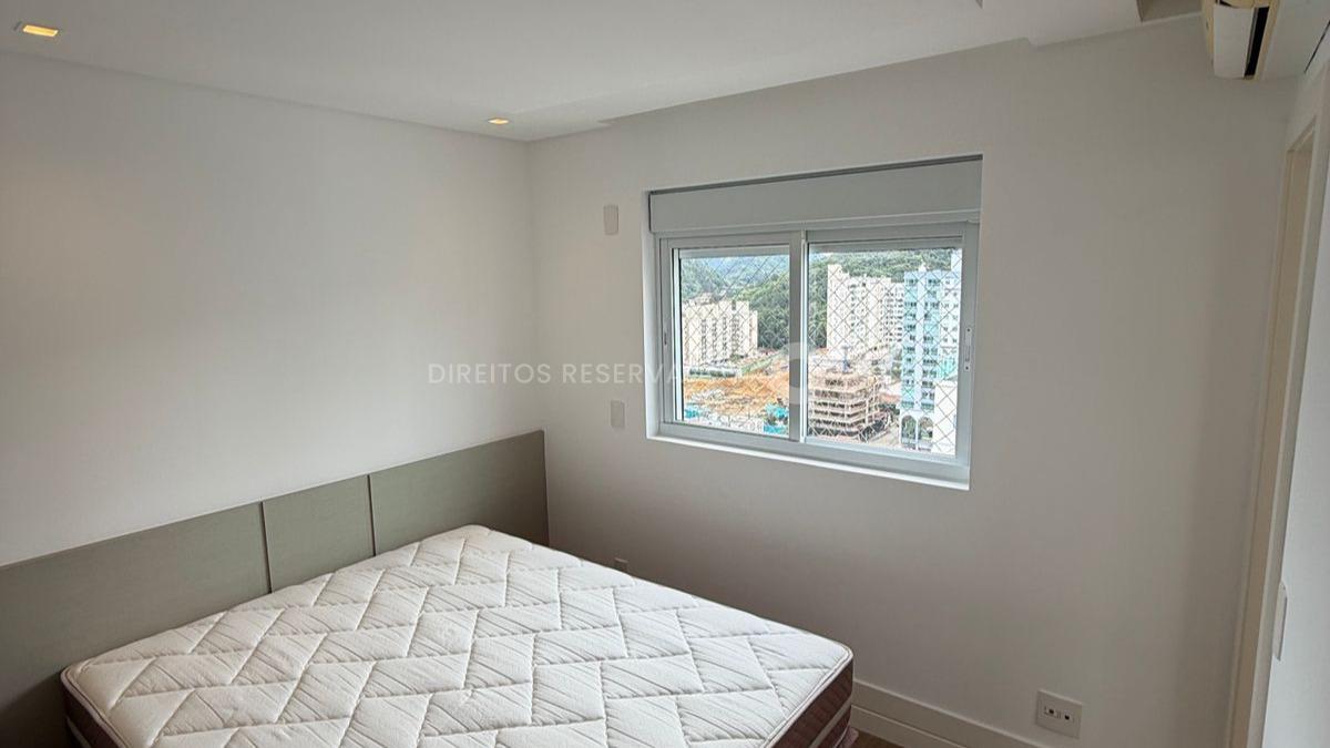Apartamento com 3 suítes no Essence Residence na Barra Norte em Balneário Camboriú