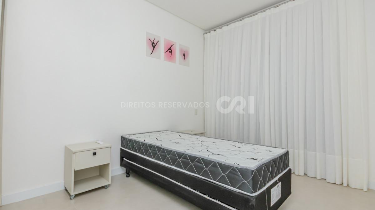 Apartamento Mobiliado com 3 Suítes no Edifício Tierra del Sol no Centro de Balneário Camboriú