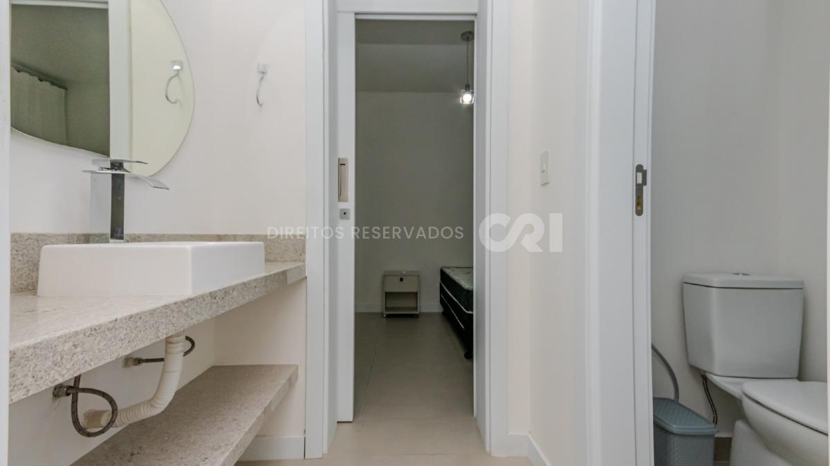Apartamento Mobiliado com 3 Suítes no Edifício Tierra del Sol no Centro de Balneário Camboriú