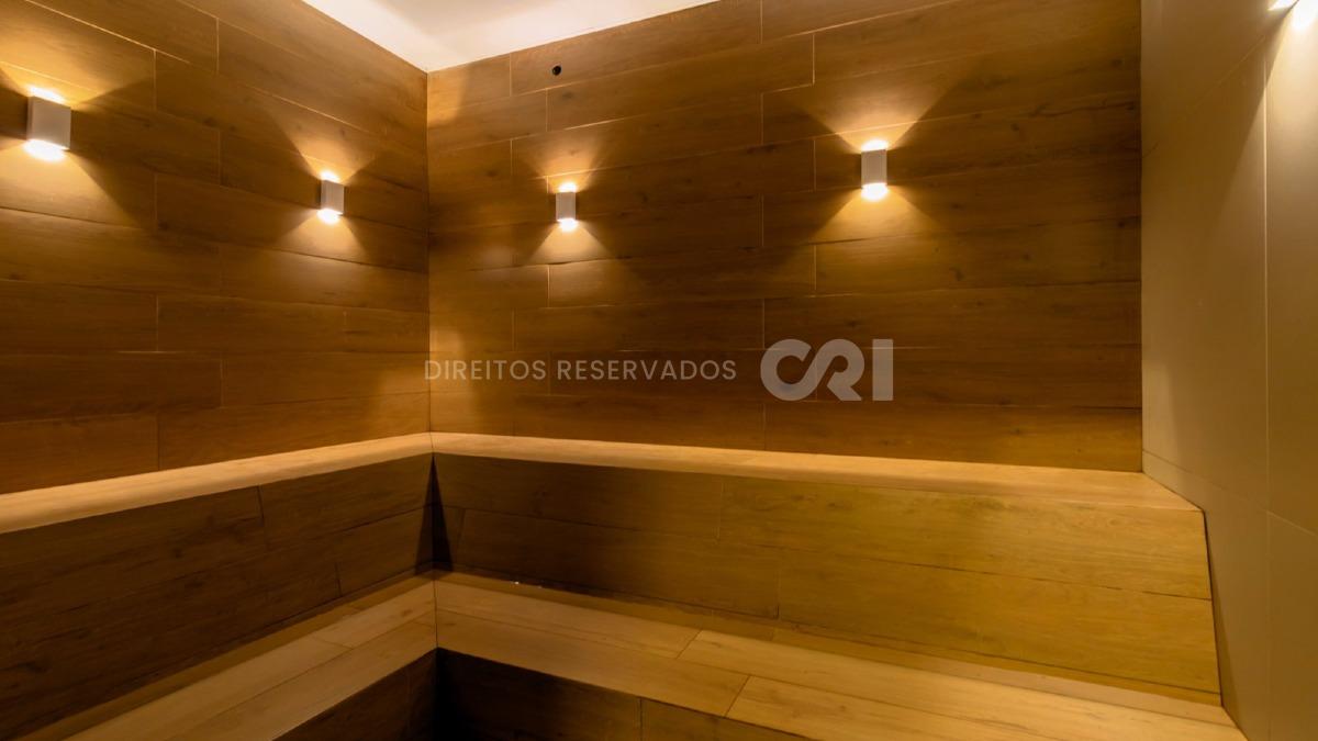 Apartamento com 4 Suítes no Paramount Tower em Meia Praia, Itapema