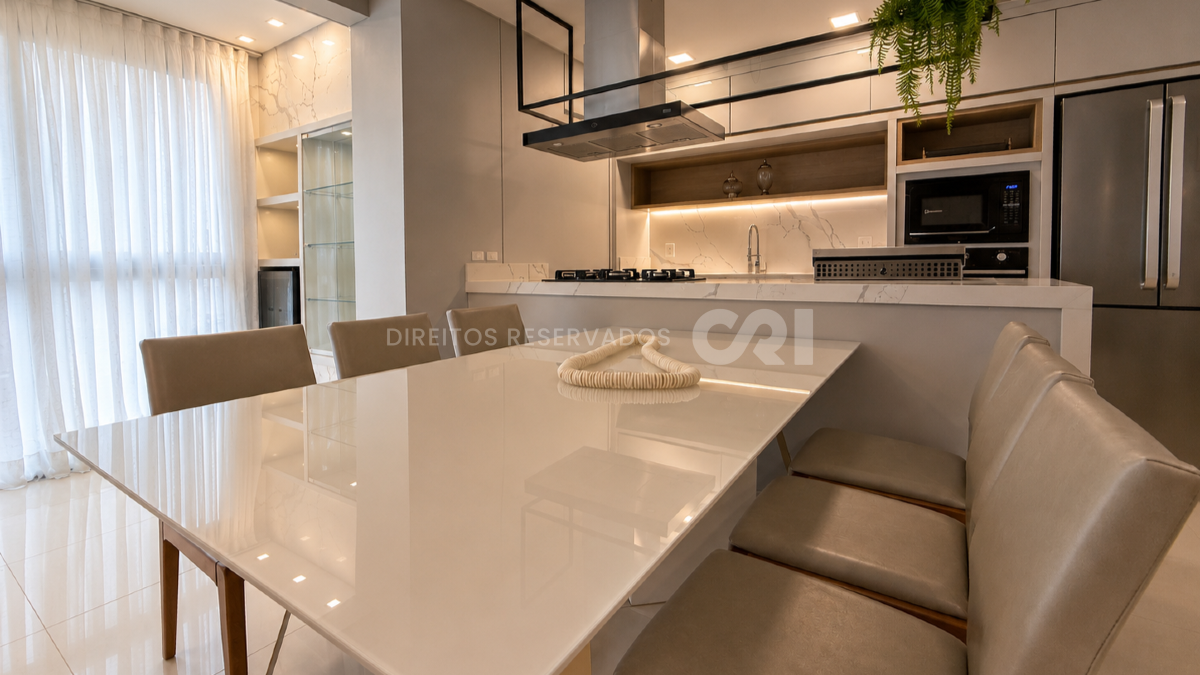 Apartamento com 3 Dormitórios no Brava View na Praia Brava em Itajaí