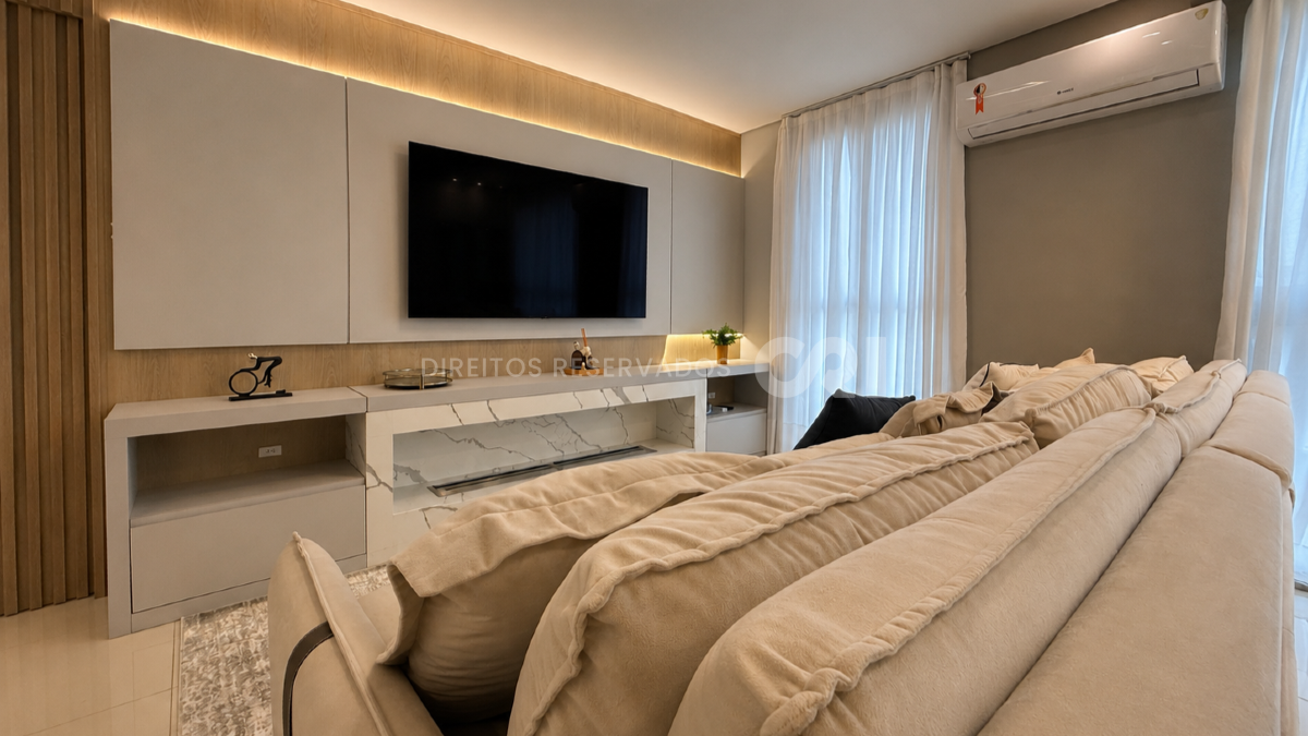Apartamento com 3 Dormitórios no Brava View na Praia Brava em Itajaí