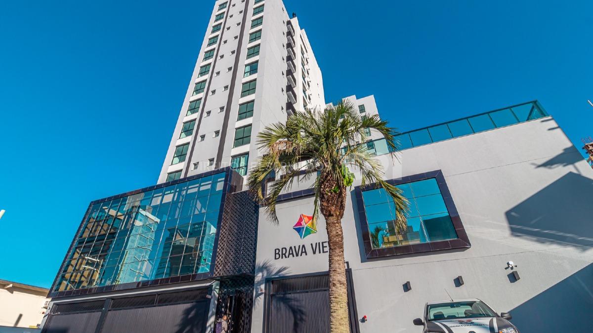 Apartamento com 3 Dormitórios no Brava View na Praia Brava em Itajaí