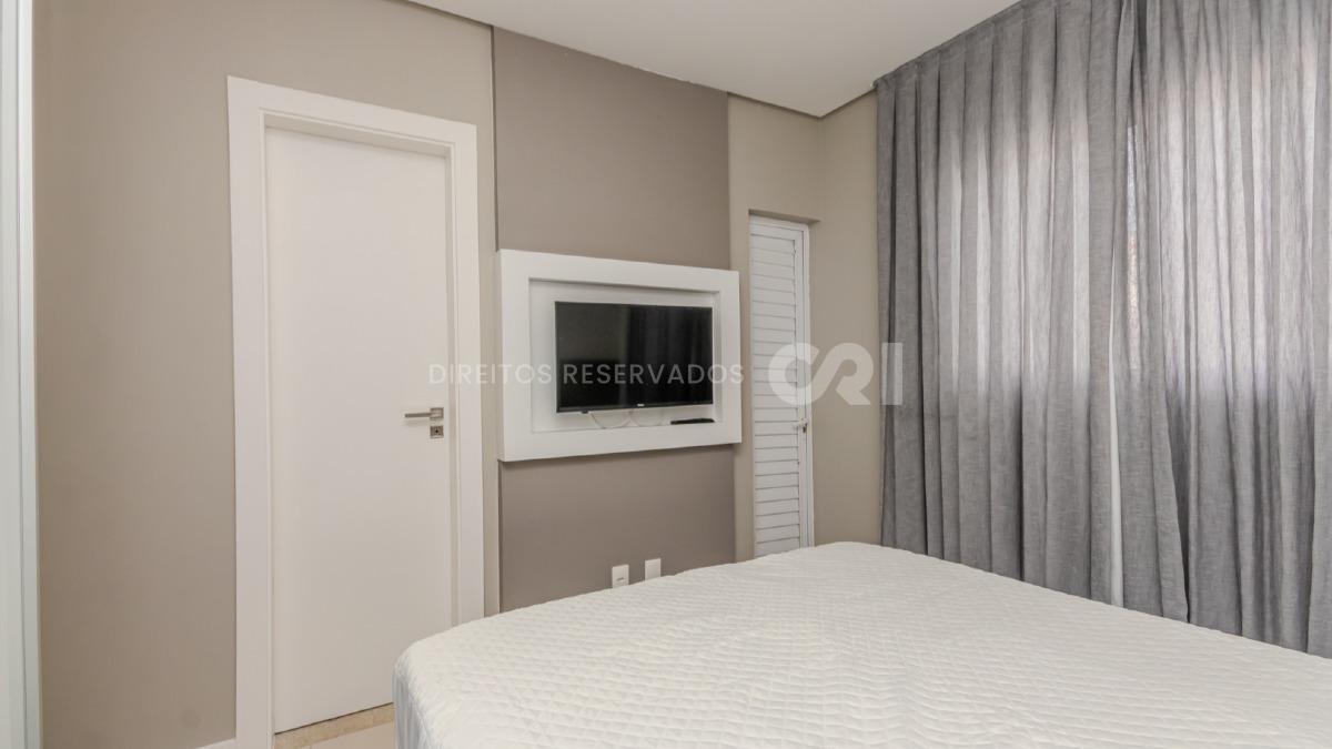 Apartamento com 4 suítes no Edifício Villa Castelli no Centro de Balneário Camboriú