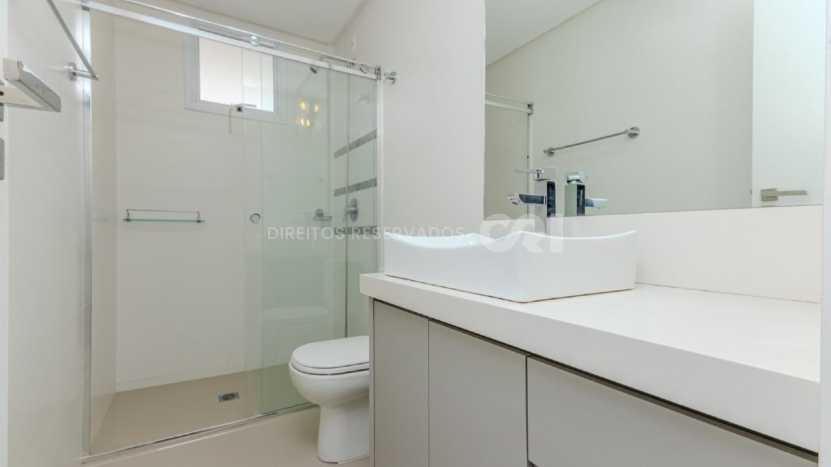 Apartamento com 4 suítes no Edifício Villa Castelli no Centro de Balneário Camboriú