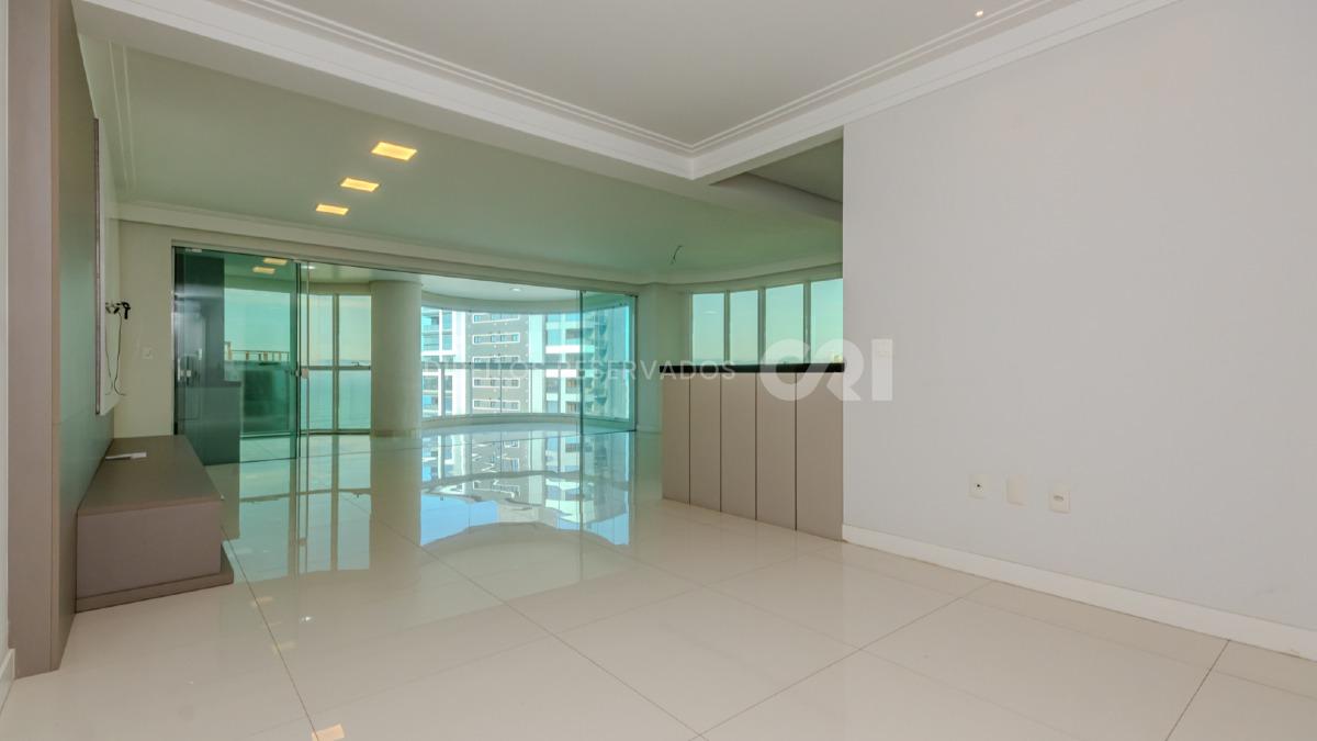 Apartamento com 4 Suítes no Central Park em Centro, Itapema