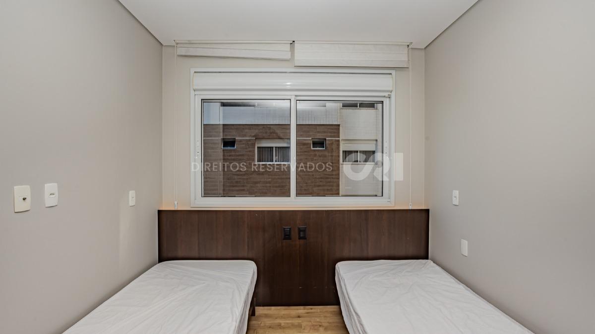Apartamento com 3 Suítes no Amores da Brava Club House na Praia Brava, Itajaí.
