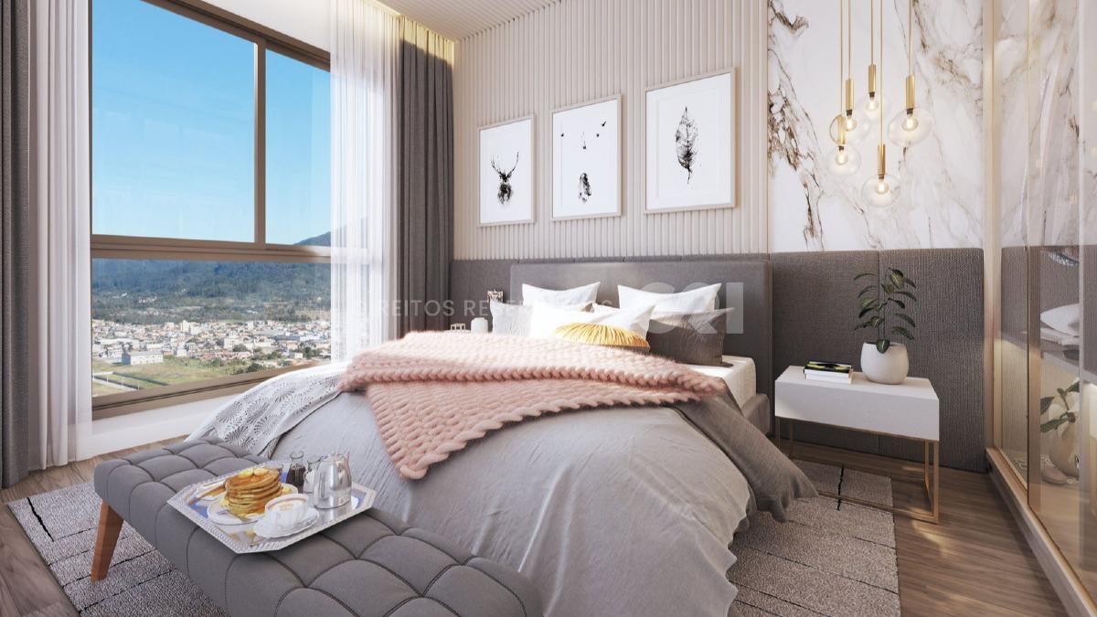 Apartamento com 3 Suítes no Edifício Senses na Meia Praia, Itapema.