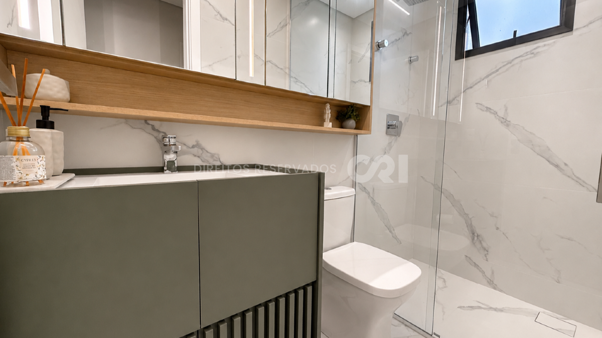 Apartamento com 2 Dormitórios no Edifício Portal da Brava na Praia dos Amores em Balneário Camboriú