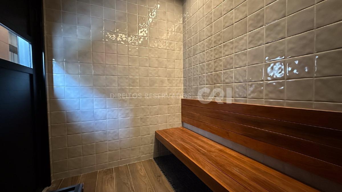 Apartamento com 4 Suítes no Selenter See Residence na Meia Praia, Itapema