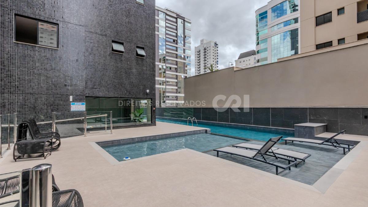 Apartamento com 4 Suítes no Jardim Itália Residence na Meia Praia, Itapema
