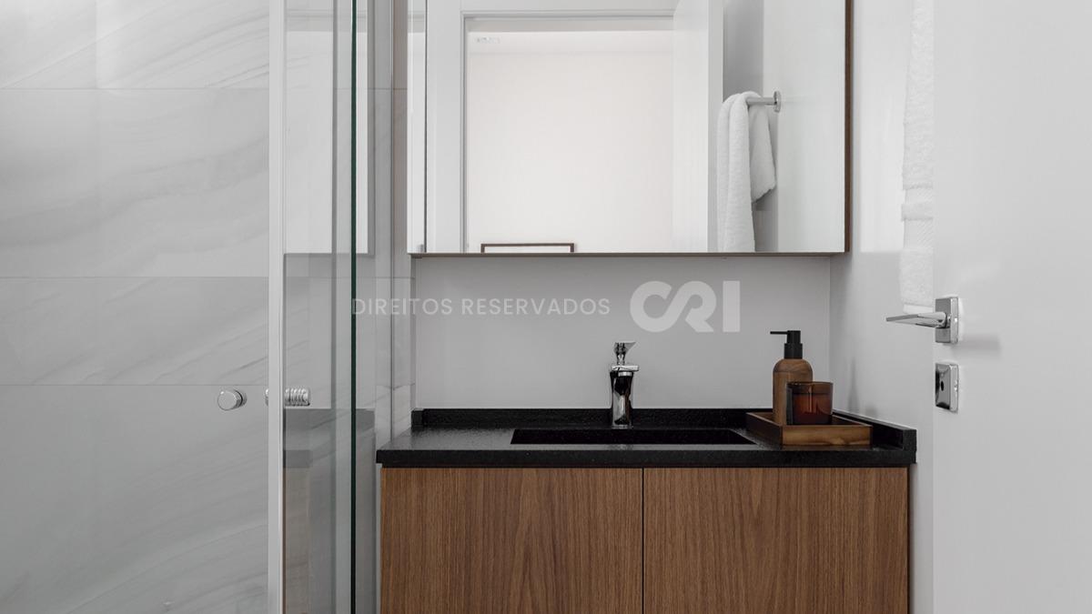Apartamento Brisa com 4 Suítes no Zaha Building em Meia Praia, Itapema