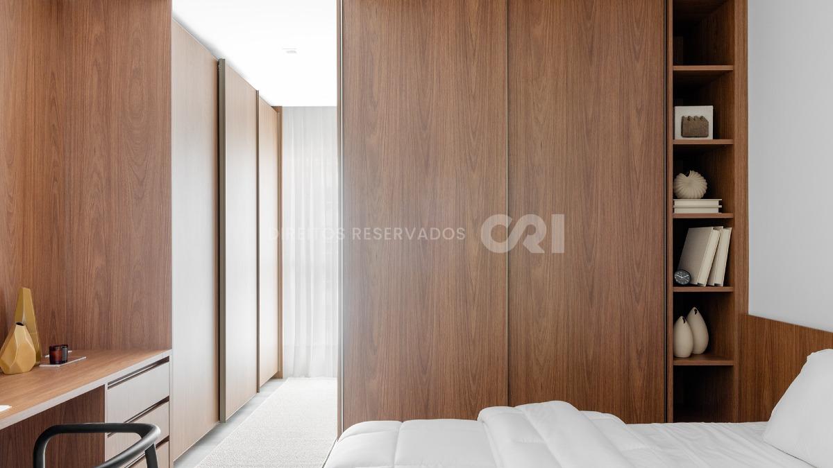 Apartamento Brisa com 4 Suítes no Zaha Building em Meia Praia, Itapema
