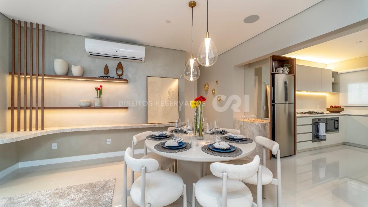 Apartamento com 4 Suítes no Edifício Vitra no Centro de Balneário Camboriú