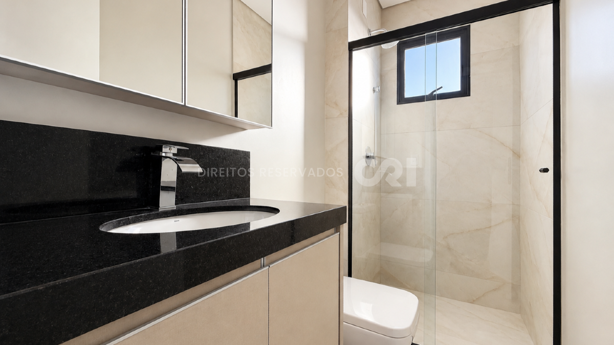 Apartamento com 2 Quartos no Manu Bay na Praia Brava em Itajaí