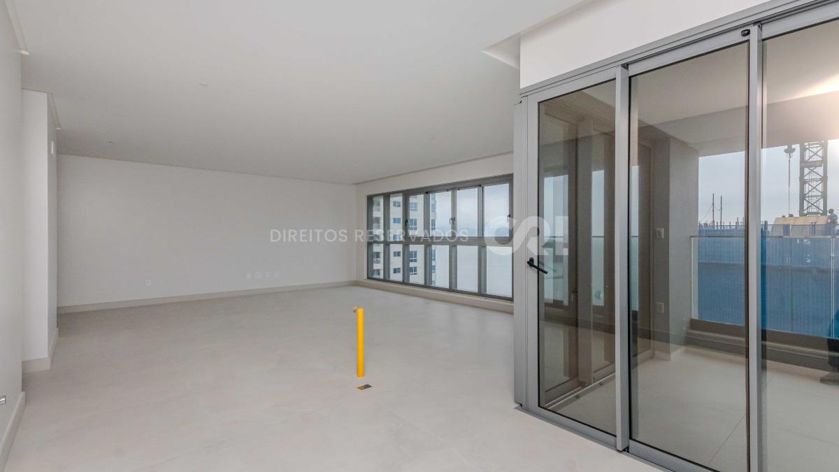 Apartamento com 4 Suítes no Tonino Lamborghini na Barra Sul em Balneário Camboriú
