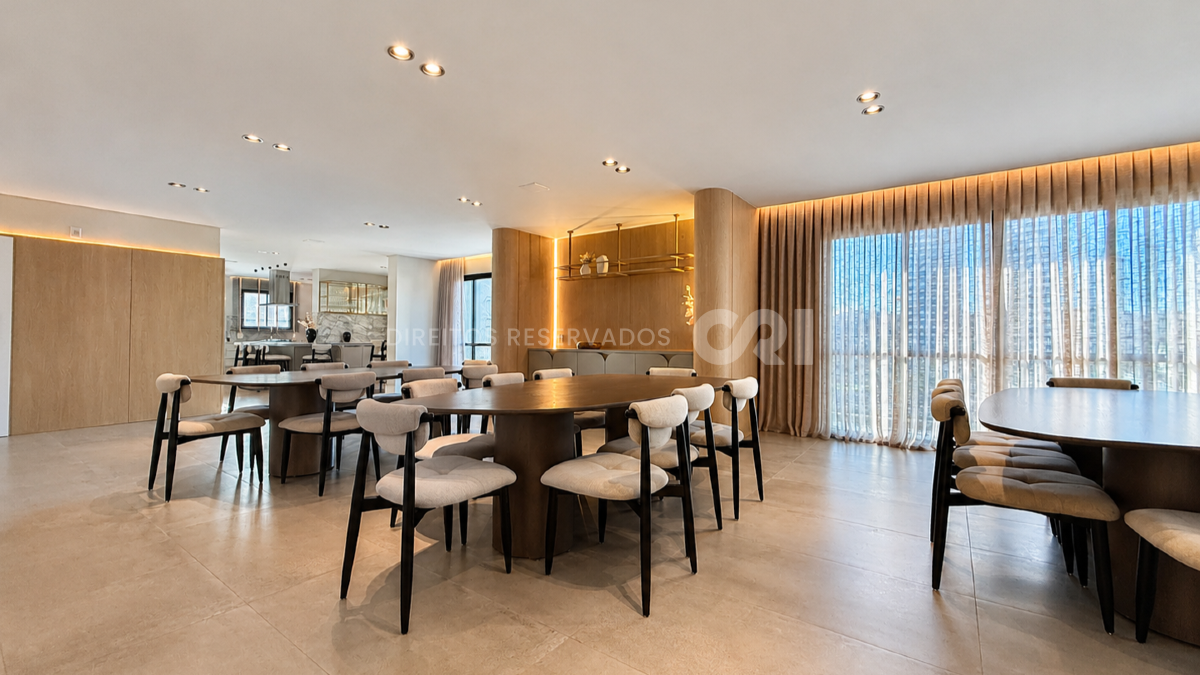 Apartamento com 2 Quartos no Manu Bay na Praia Brava em Itajaí