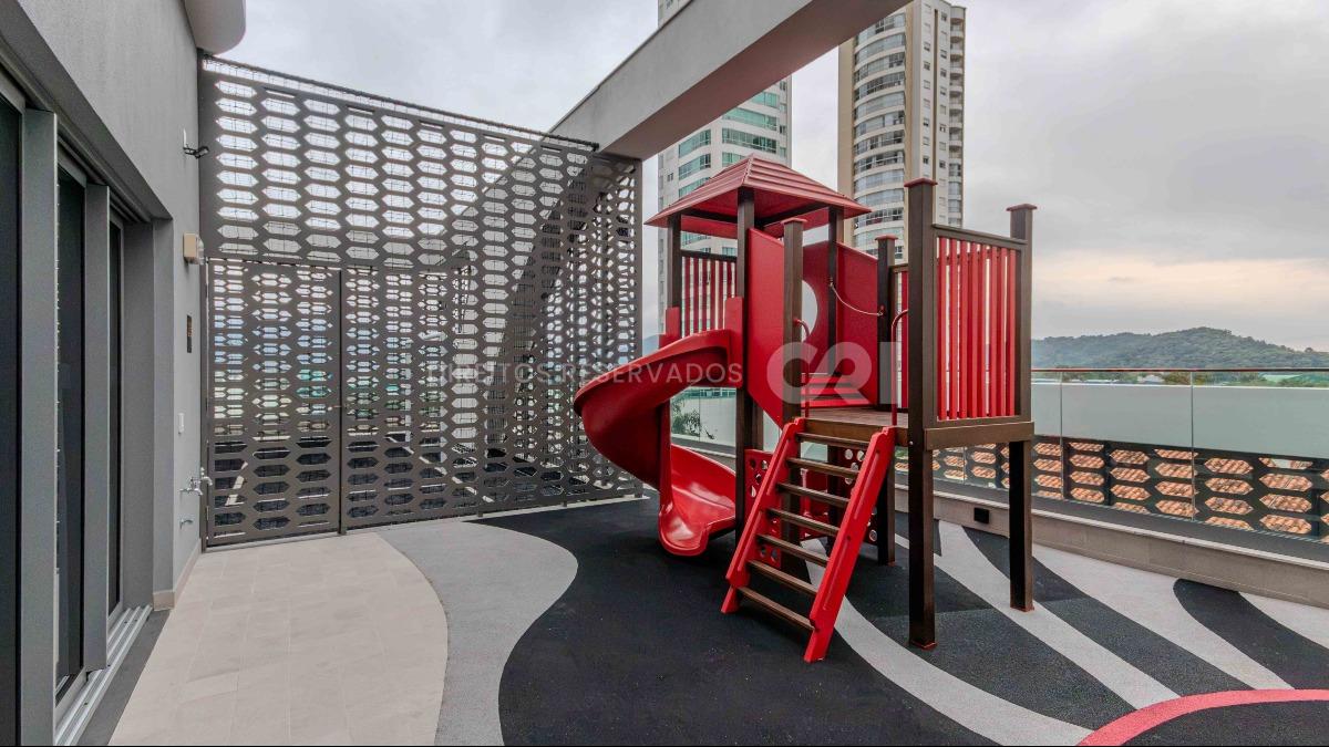 Cobertura com 4 suítes no Tonino Lamborghini Residences na Barra Sul em Balneário Camboriú