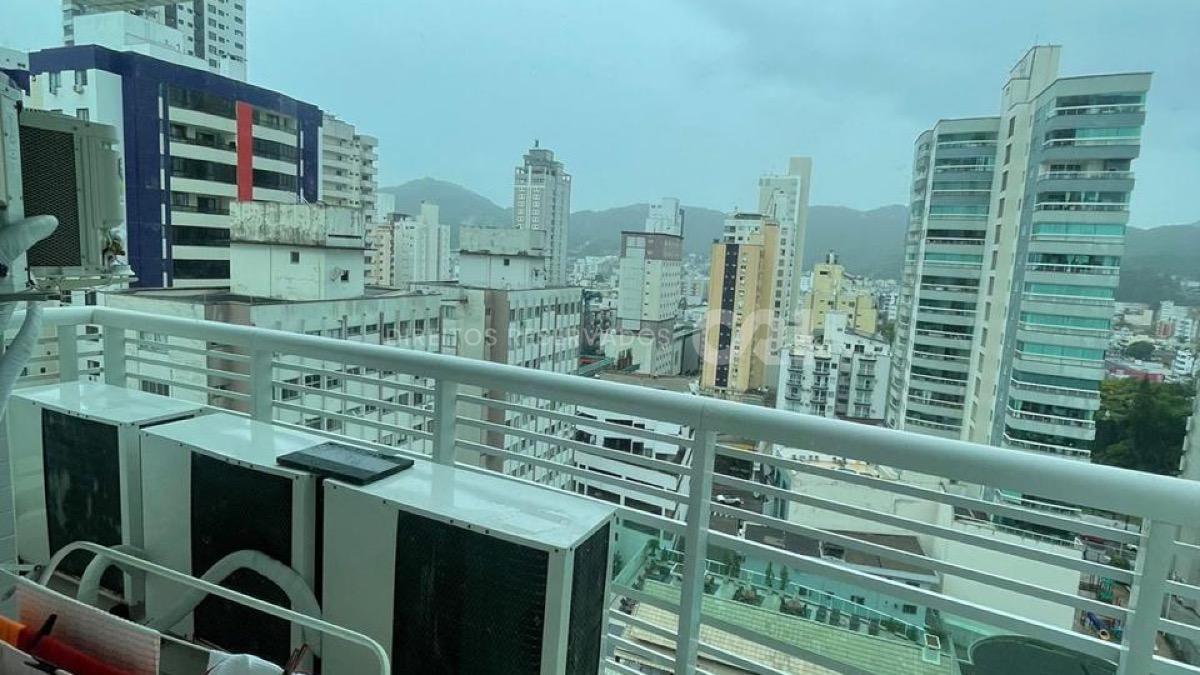 Apartamento com 4 Suítes no Edifício Metrópolis em Pioneiros, Balneário Camboriú.