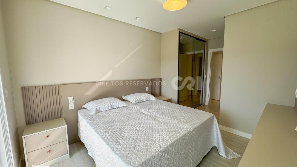 Apartamento com 3 Suítes no Quatro Ilhas no Centro de Itapema