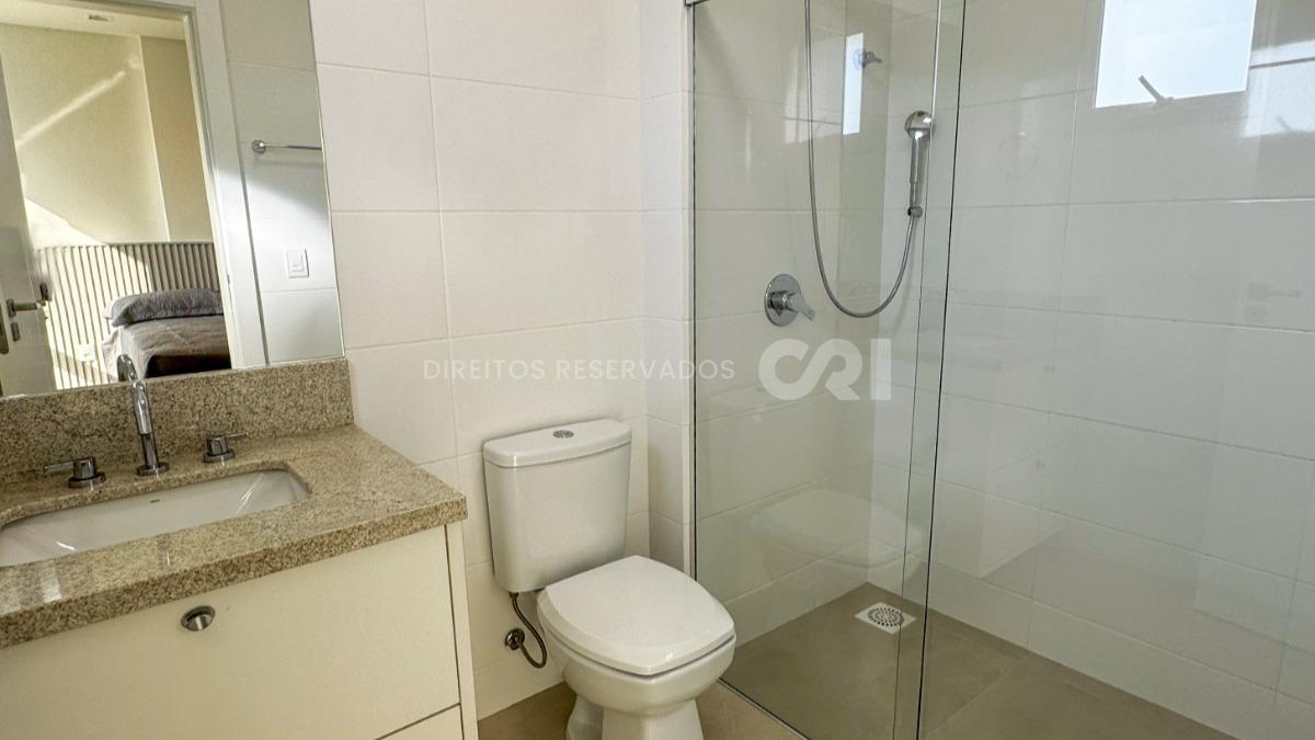 Apartamento com 3 Suítes no Quatro Ilhas no Centro de Itapema