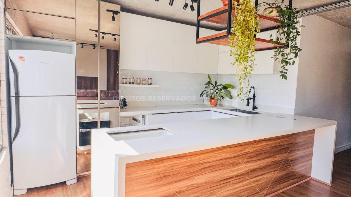 Apartamento com 1 Quarto Mobiliado no MaxHaus na Praia Brava em Itajaí