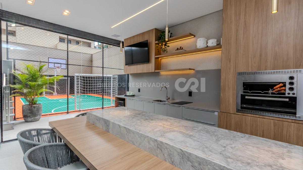 Apartamento com 3 Suítes no Jardim Itália em Meia Praia, Itapema