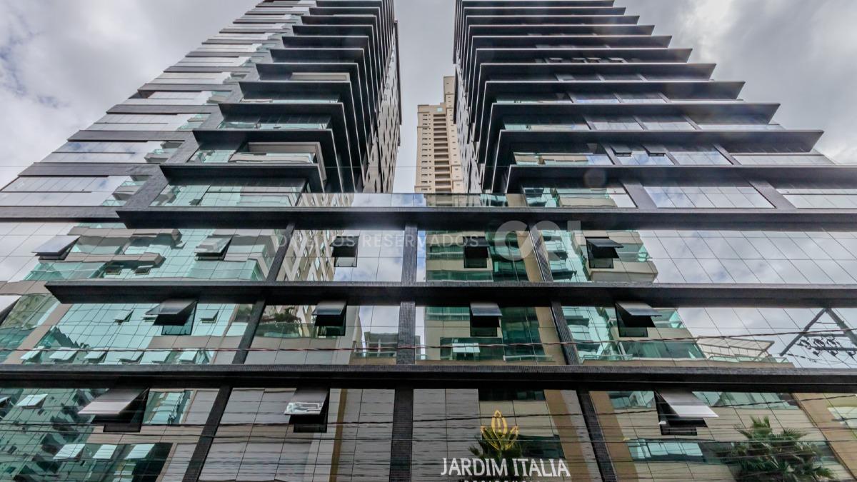 Apartamento com 3 Suítes no Jardim Itália em Meia Praia, Itapema