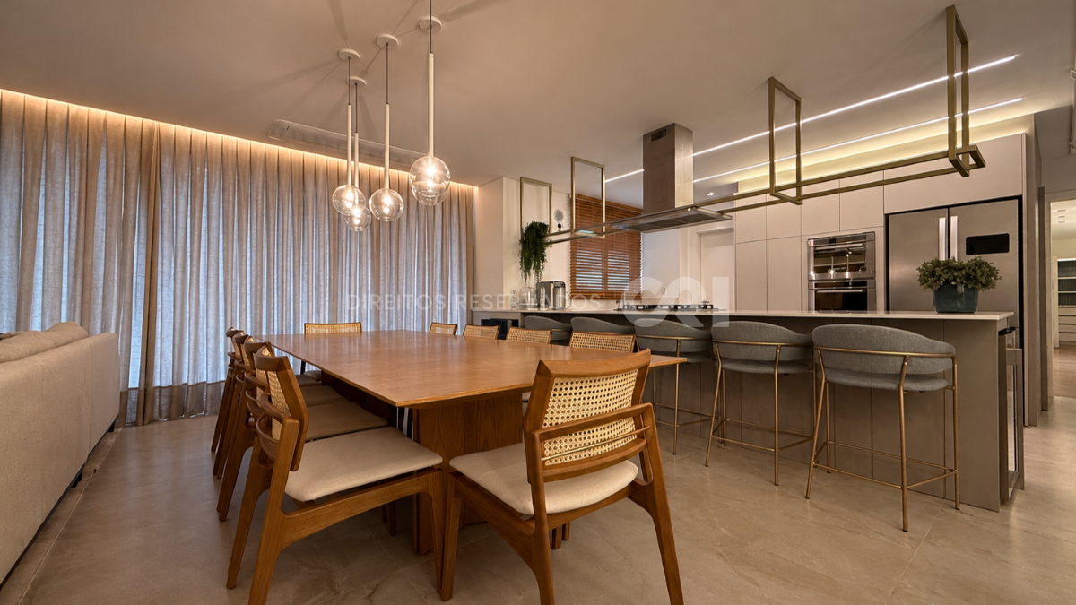 Apartamento com 3 Suítes no Edifício Le Blanc na Praia Brava em Itajaí
