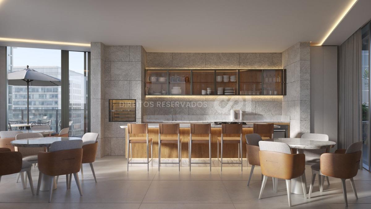 Apartamento com 4 Suítes no Edifício Elbrus no Centro de Balneário Camboriú