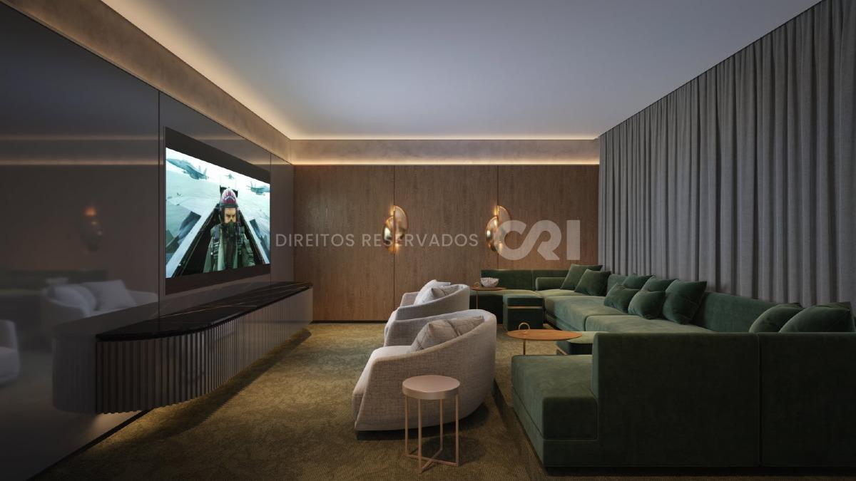 Apartamento com 4 Suítes no Edifício Elbrus no Centro de Balneário Camboriú