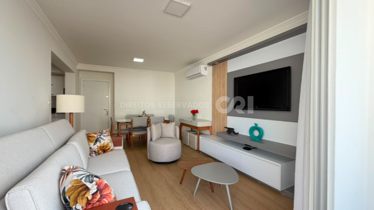 Apartamento com 3 Dormitórios no Edifício Cravo e Canela no Centro de Balneário Camboriú